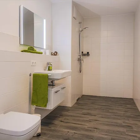 Apartment An Der Haffkueste Otterhoehle Zirchow