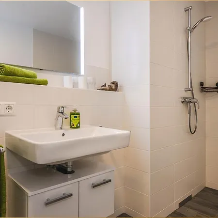 An Der Haffkueste Otterhoehle