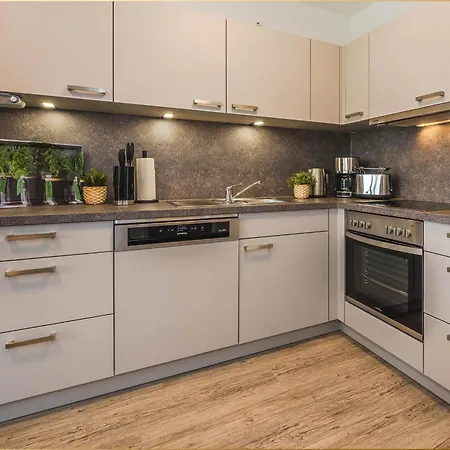 An Der Haffkueste Otterhoehle