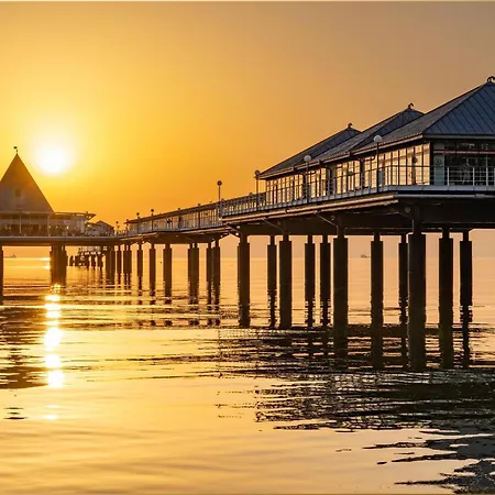 An Der Haffkueste Otterhoehle